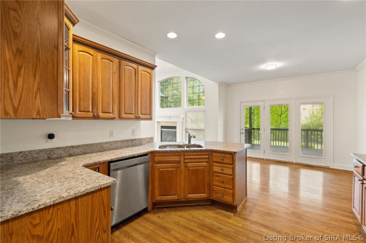 Listing Image 19