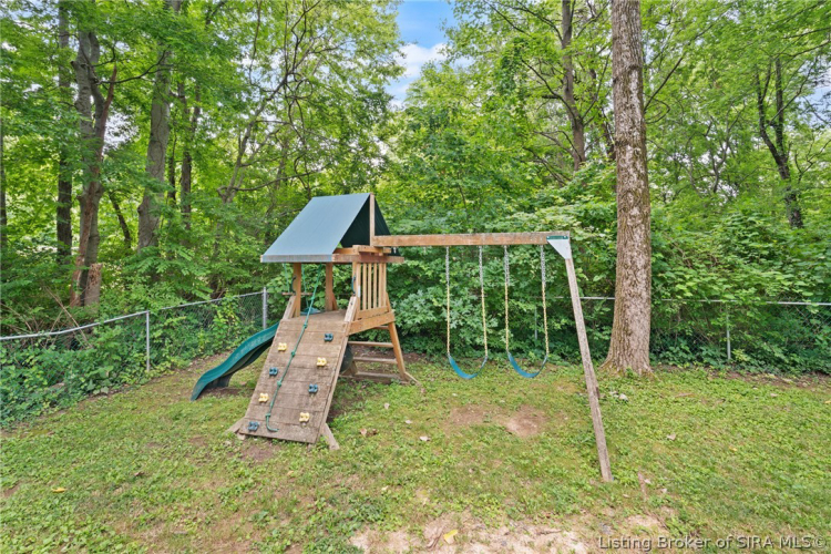Listing Image 40