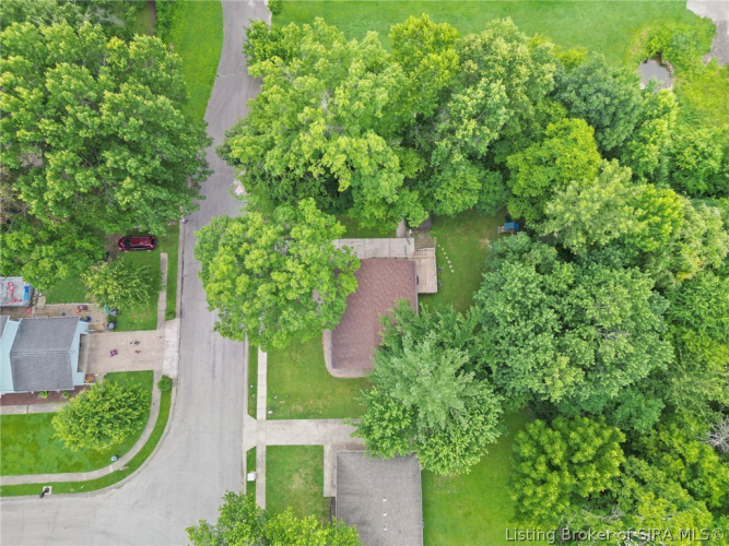 Listing Image 44