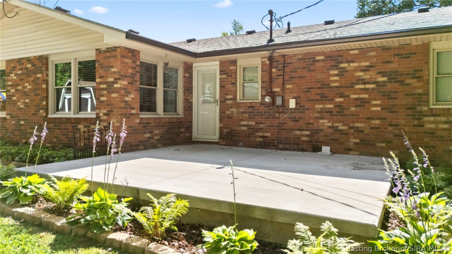Listing Image 27