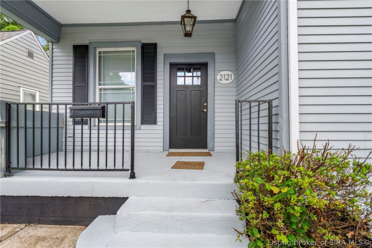 Listing Image 3
