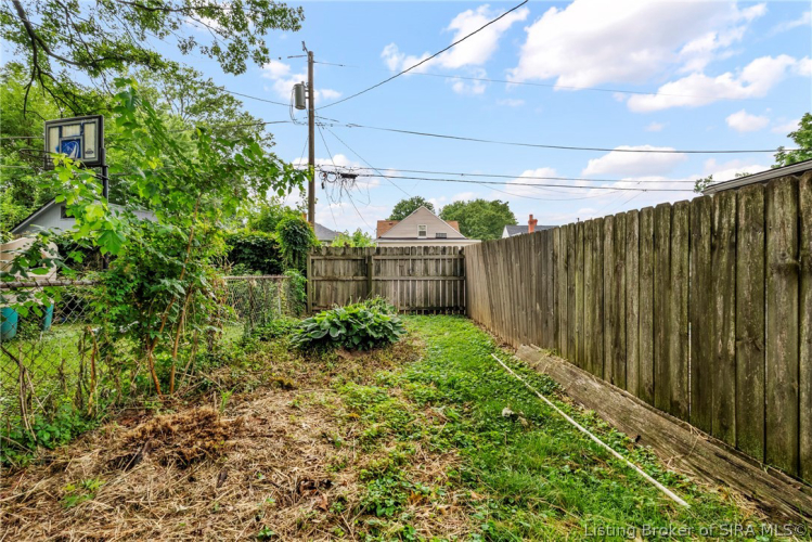 Listing Image 36