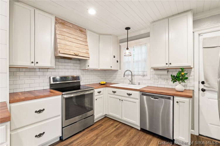 Listing Image 13