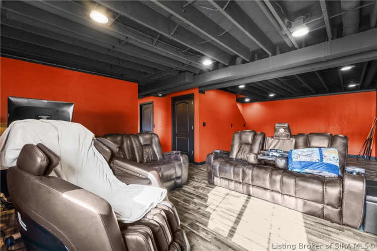 Listing Image 39