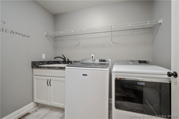 Listing Image 23
