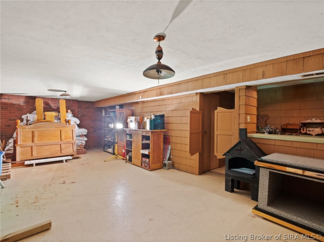 Listing Image 45