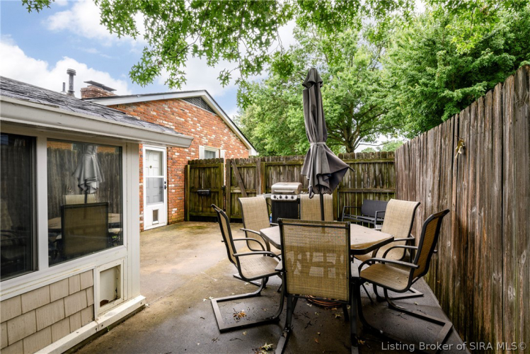 Listing Image 32