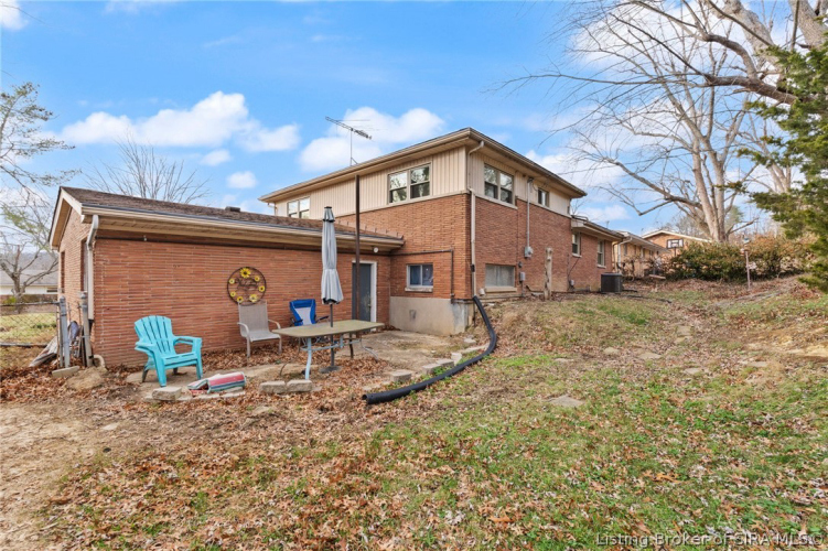 Listing Image 33