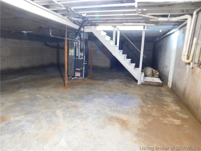 Listing Image 17