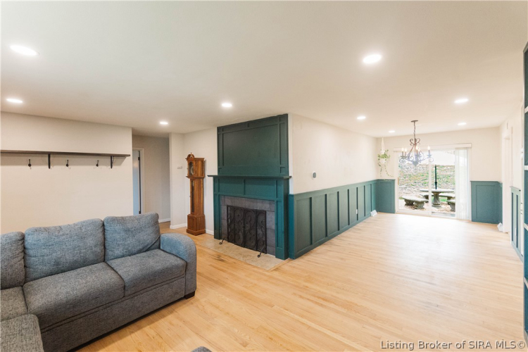 Listing Image 22