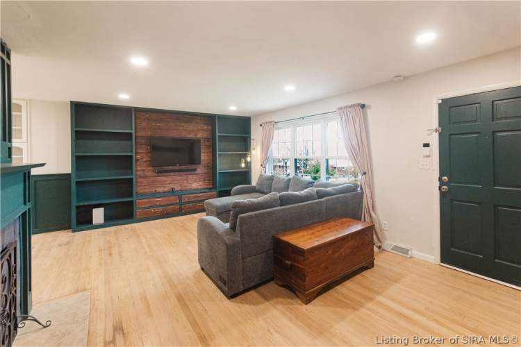 Listing Image 23