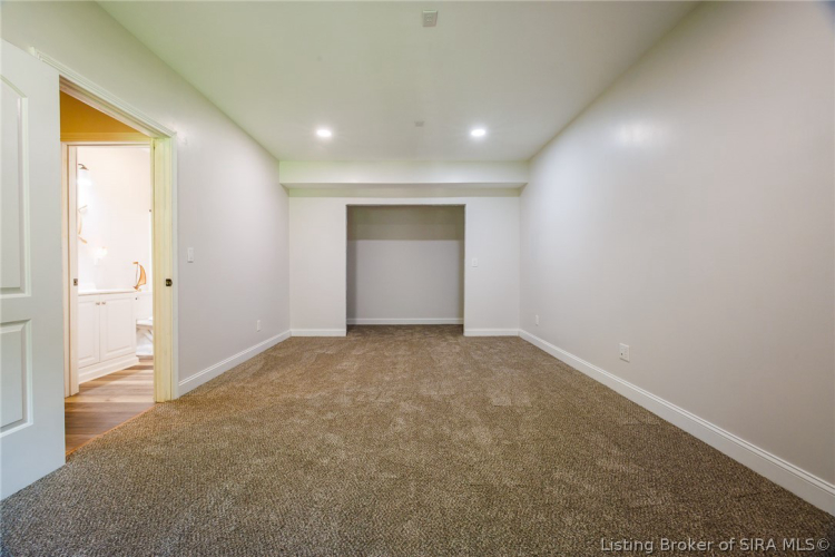 Listing Image 53