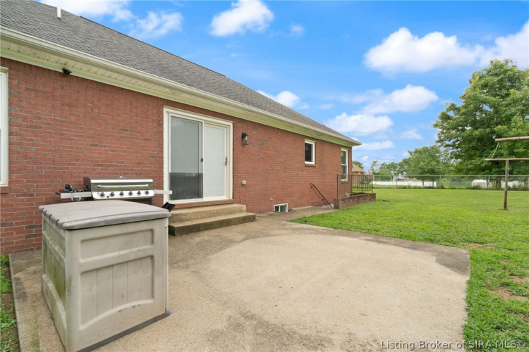 Listing Image 42