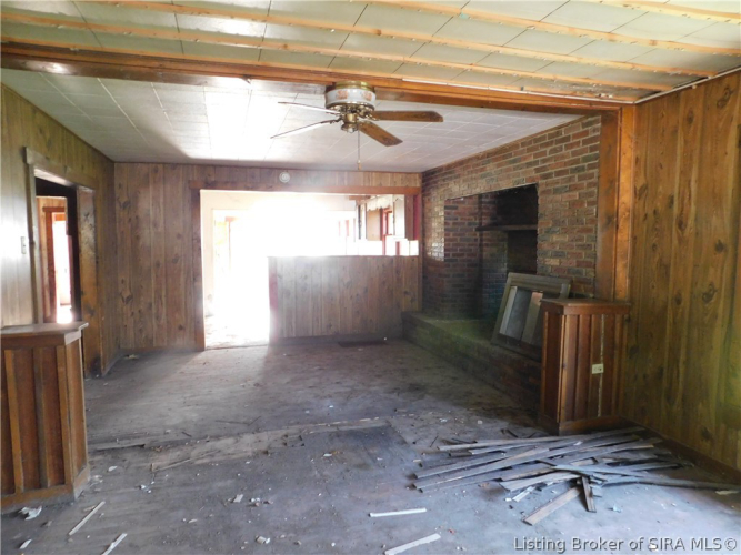 Listing Image 9