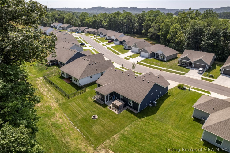 Listing Image 42