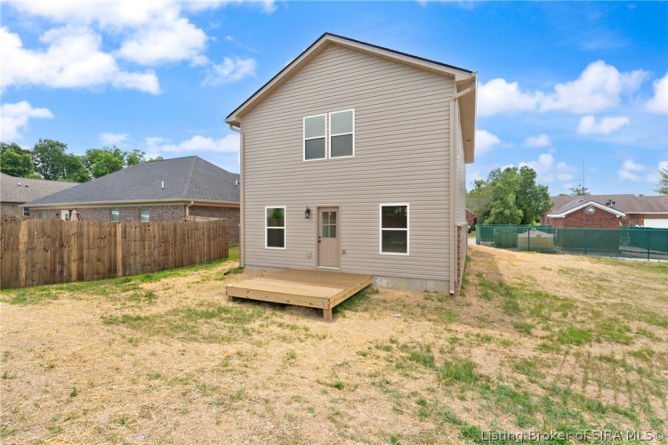 Listing Image 15