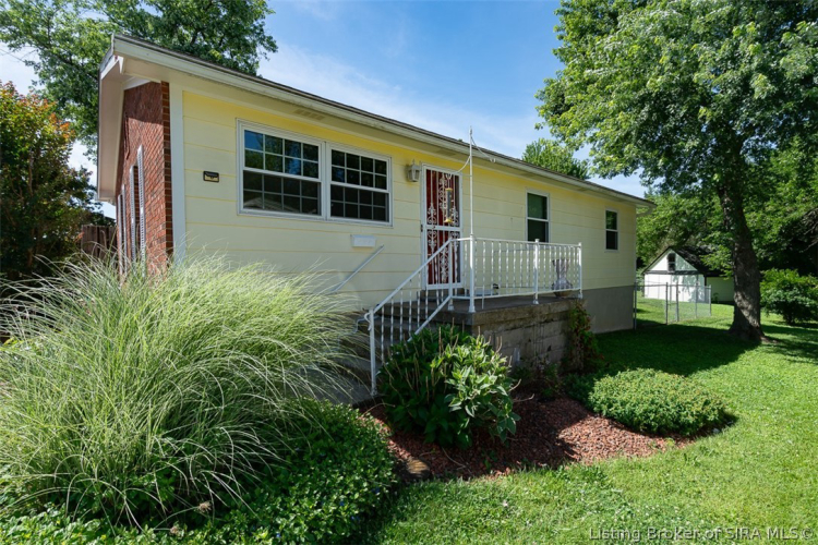 Listing Image 18