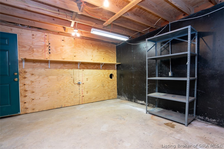 Listing Image 64