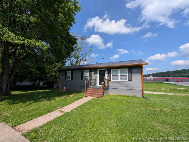 Listing Image 4
