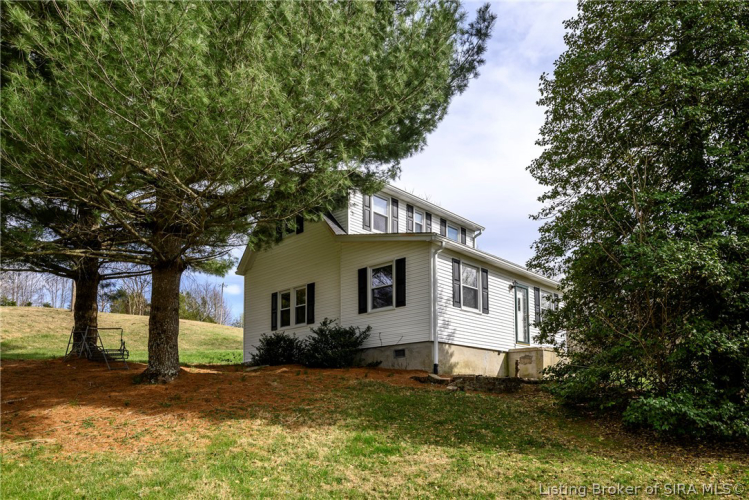 Listing Image 4
