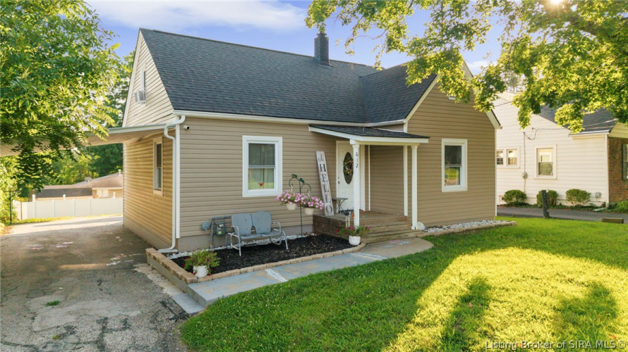 Listing Image 2