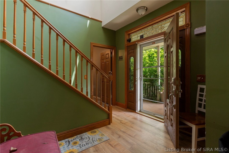 Listing Image 16