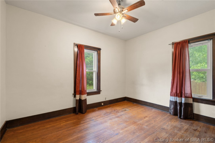 Listing Image 31