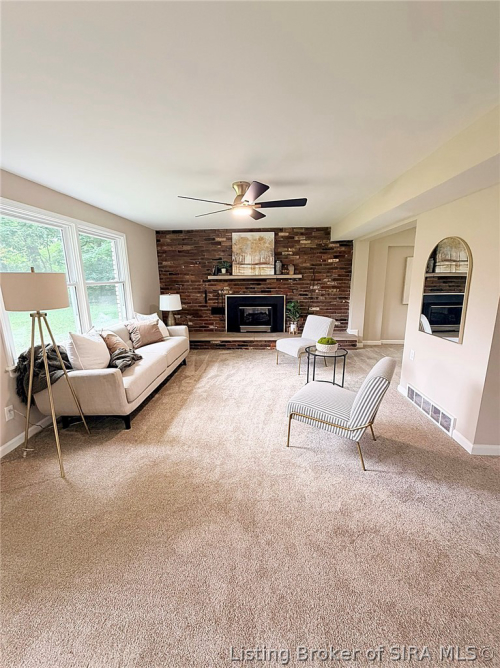Listing Image 14