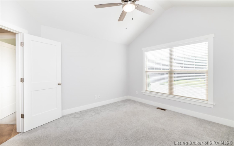 Listing Image 44