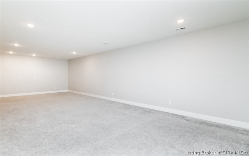 Listing Image 58