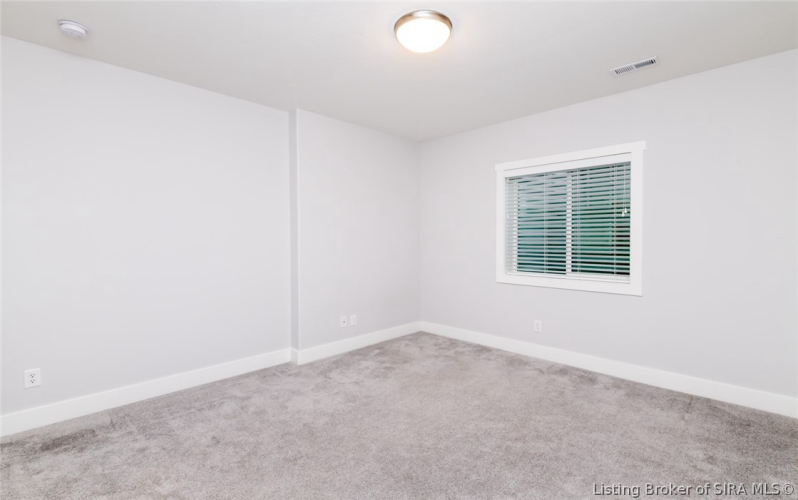 Listing Image 64