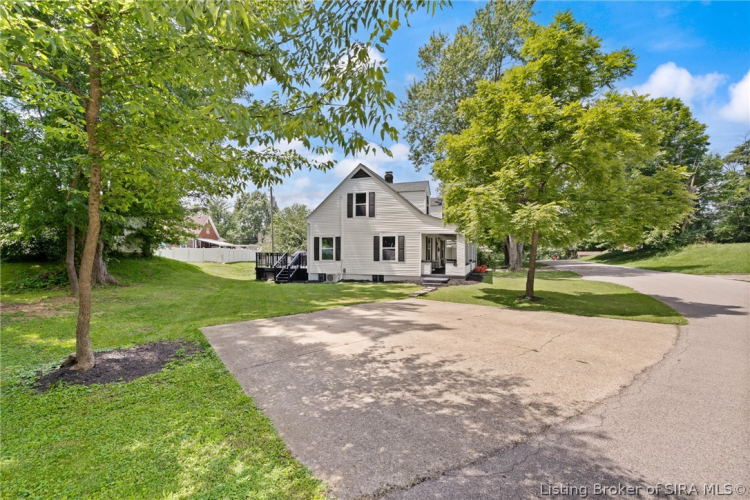 Listing Image 5