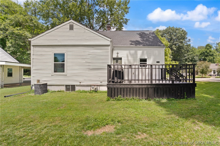Listing Image 6