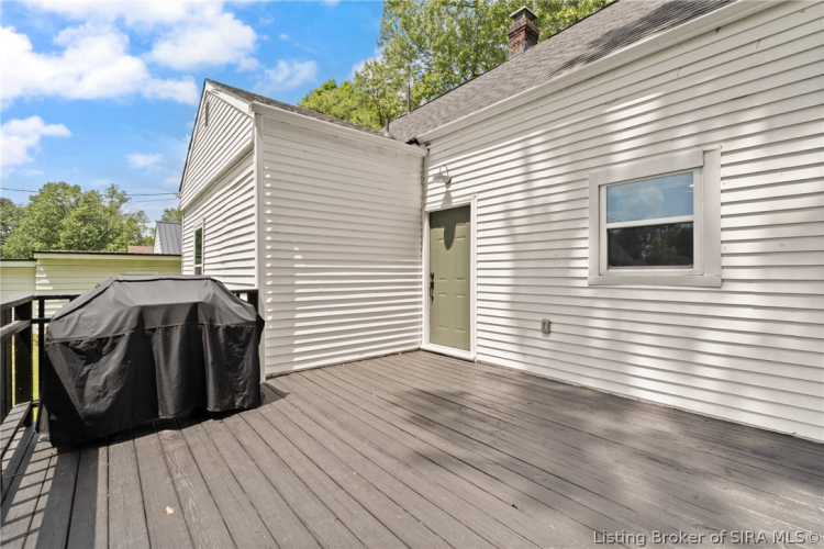Listing Image 10