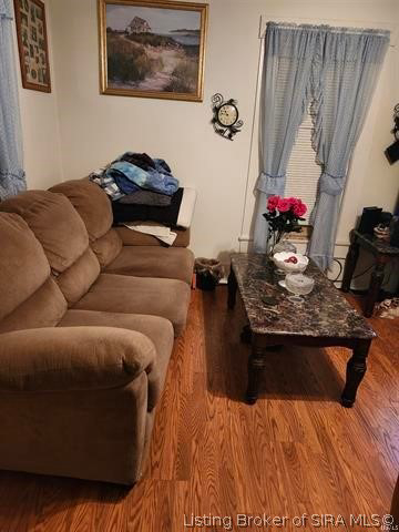 Listing Image 21