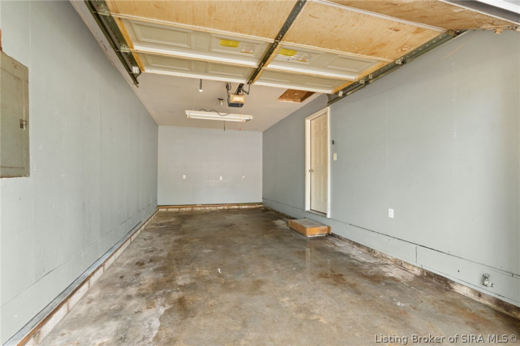 Listing Image 27