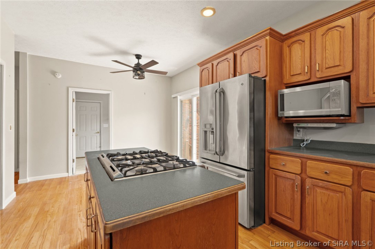 Listing Image 31