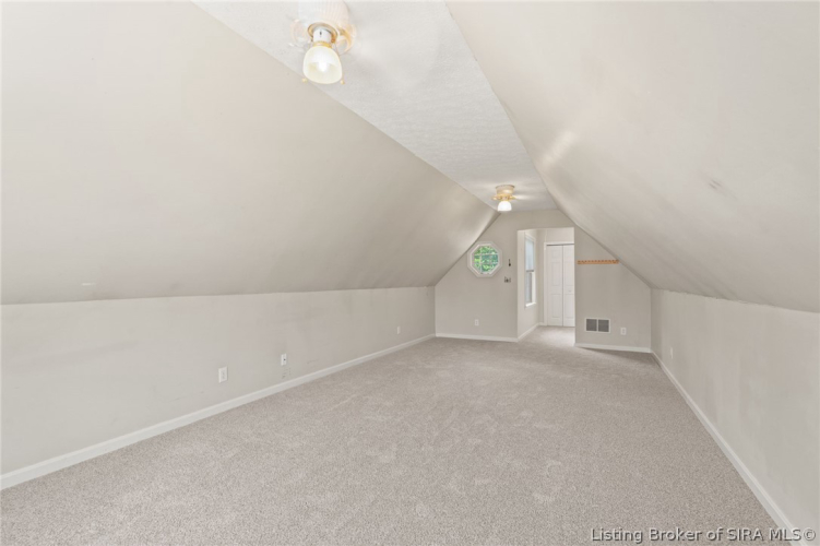 Listing Image 52
