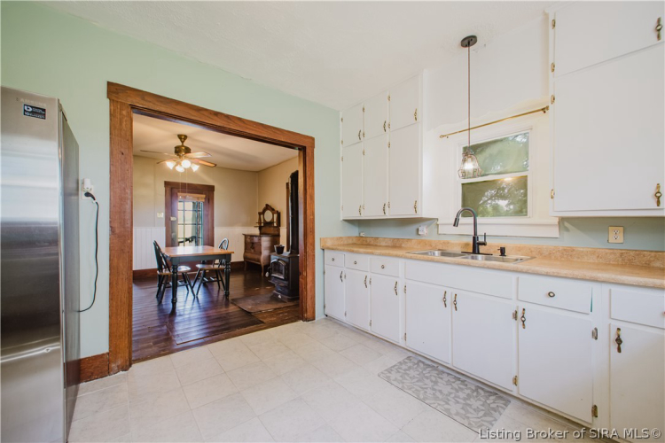 Listing Image 21