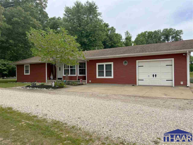 9115 S Private Road 210 East  Clay City, IN 47841 | MLS 100936