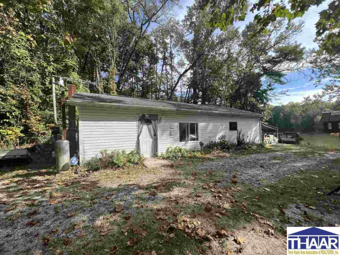 2529 E County Rd 800 S  Clay City, IN 47841 | MLS 101848