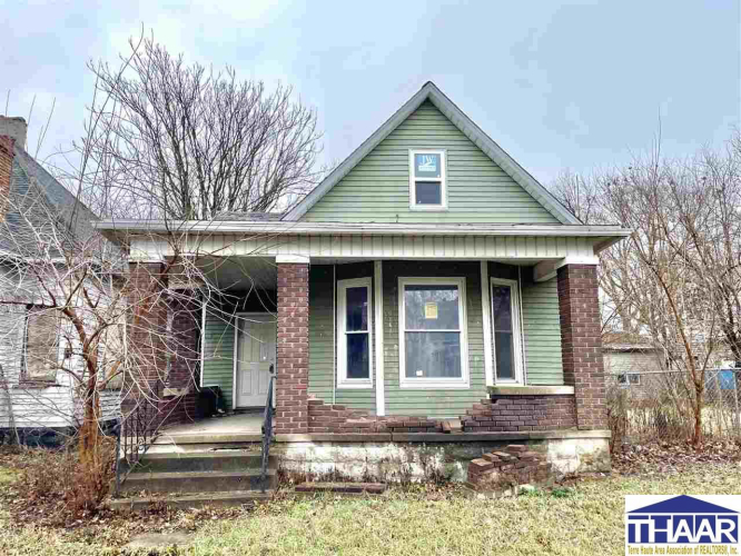 220 S 16th Street Terre Haute, IN 47807-4106 | MLS 102464