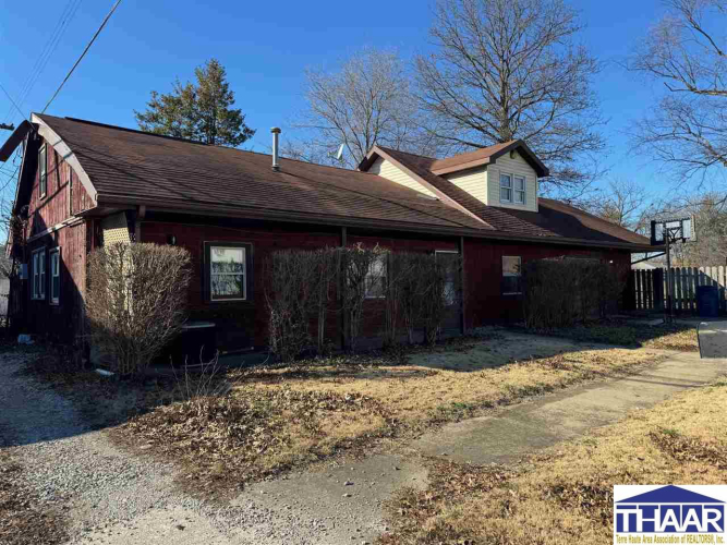 1717 S 26th Street Terre Haute, IN 47803 | MLS 102564