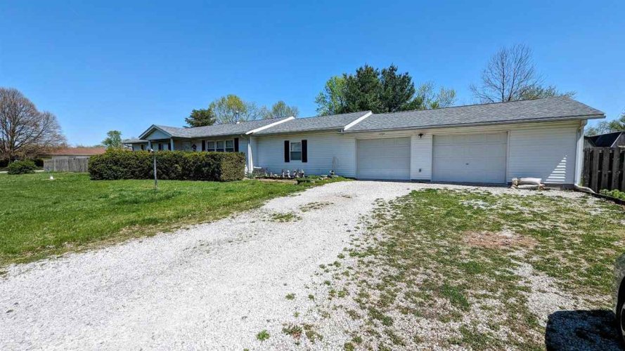 7737 N 42nd Street Terre Haute, IN 47805 | MLS 103287