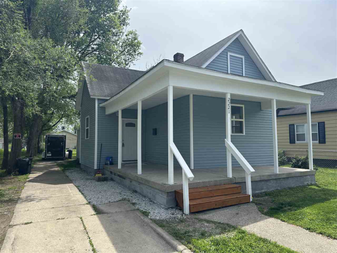 2221  Liberty Avenue Terre Haute, IN 47807 | MLS 103382