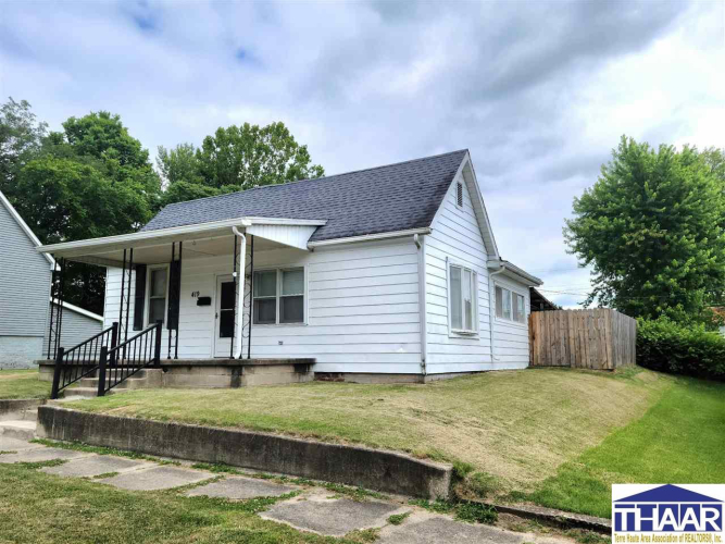 419 N 10th Street Clinton, IN 47842 | MLS 103708