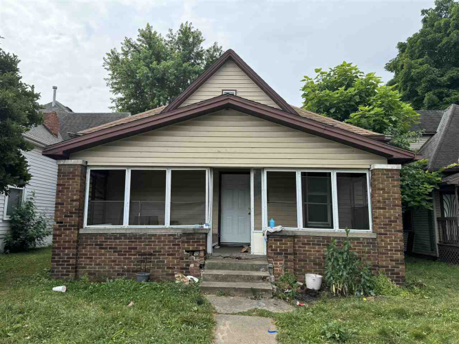 1505  Poplar Street Terre Haute, IN 47807 | MLS 103900