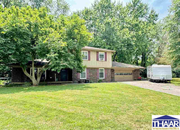 1899 E Crystal Creek Drive Terre Haute, IN 47802 | MLS 103902