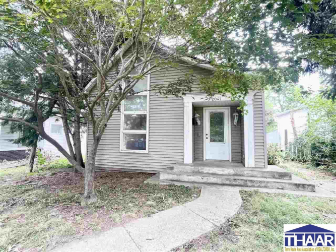 2041 N 9th Street Terre Haute, IN 47804 | MLS 104075