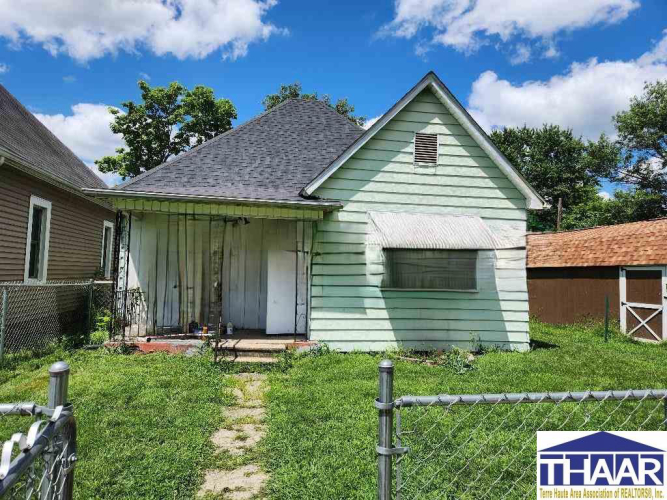 2034 N 21st Street Terre Haute, IN 47804 | MLS 104098